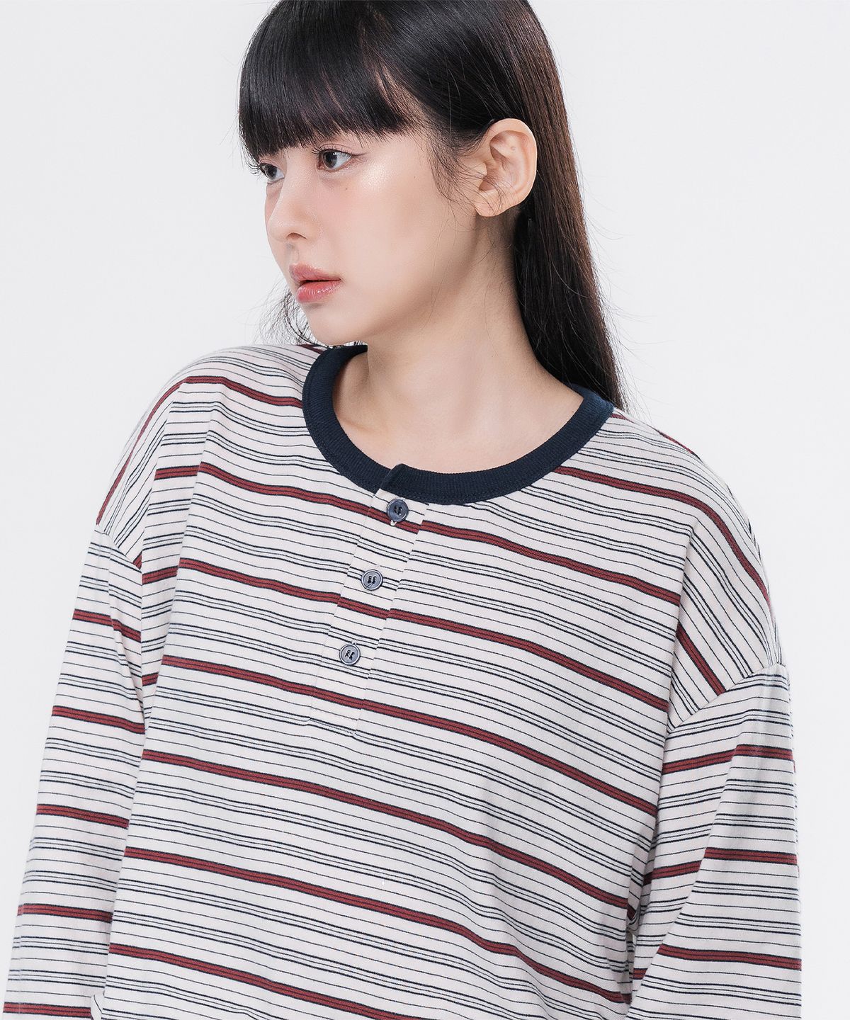 앨빈클로(ALVINCLO) 블루밍 3버튼 헨리넥 긴팔티셔츠 AVT951 (3 COLOR)
