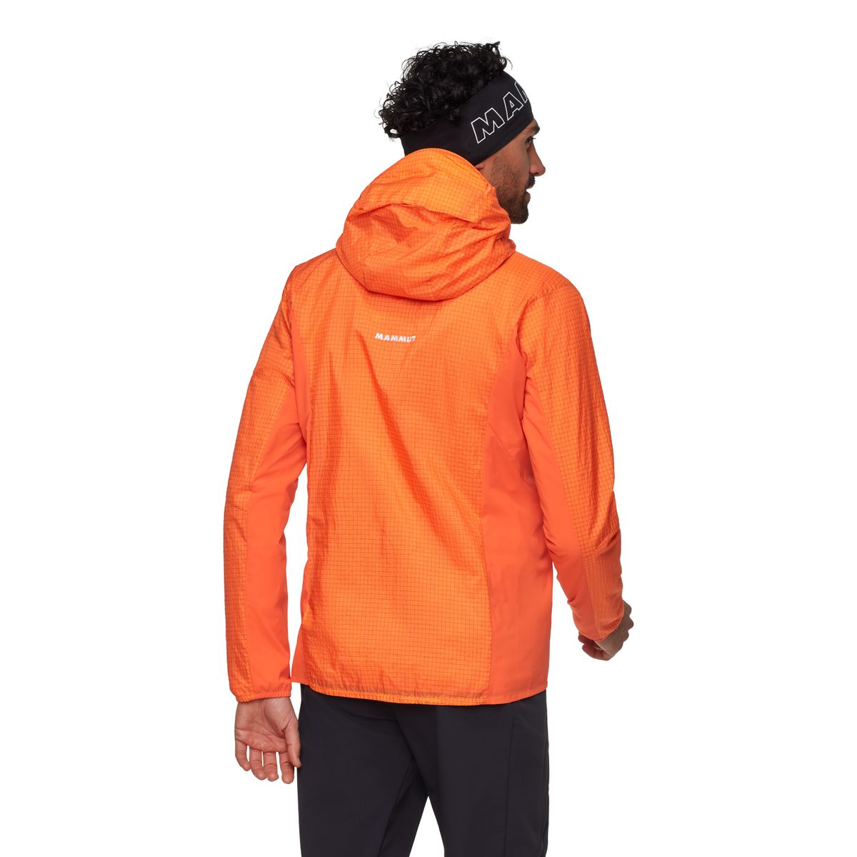 마무트(MAMMUT) 아이거 노드완드 어드밴스드 윈드브레이커 후디드 자켓 맨