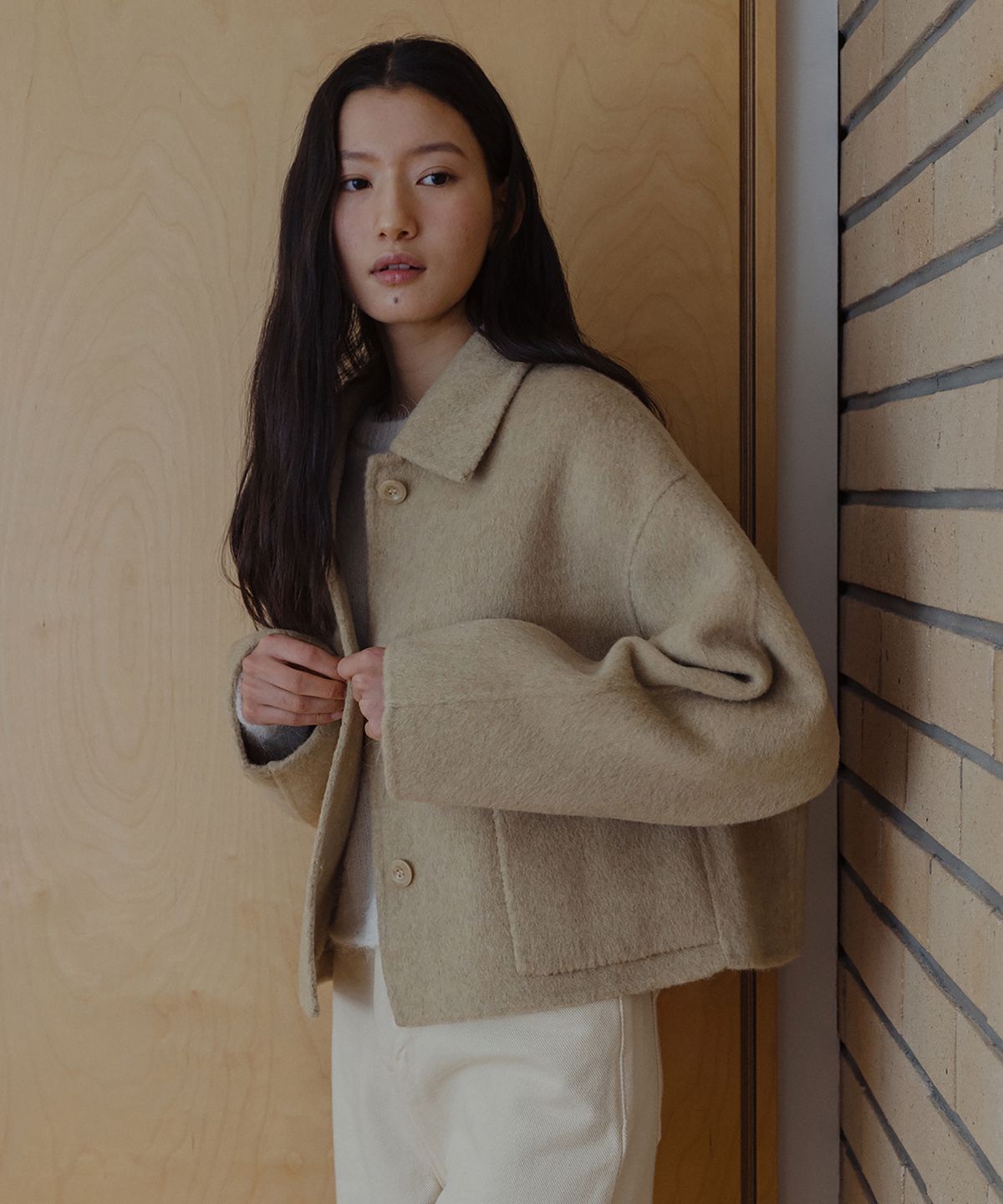 라미네즈(LAMINEZ) 핸드메이드 포켓 숏 코트 - 베이지