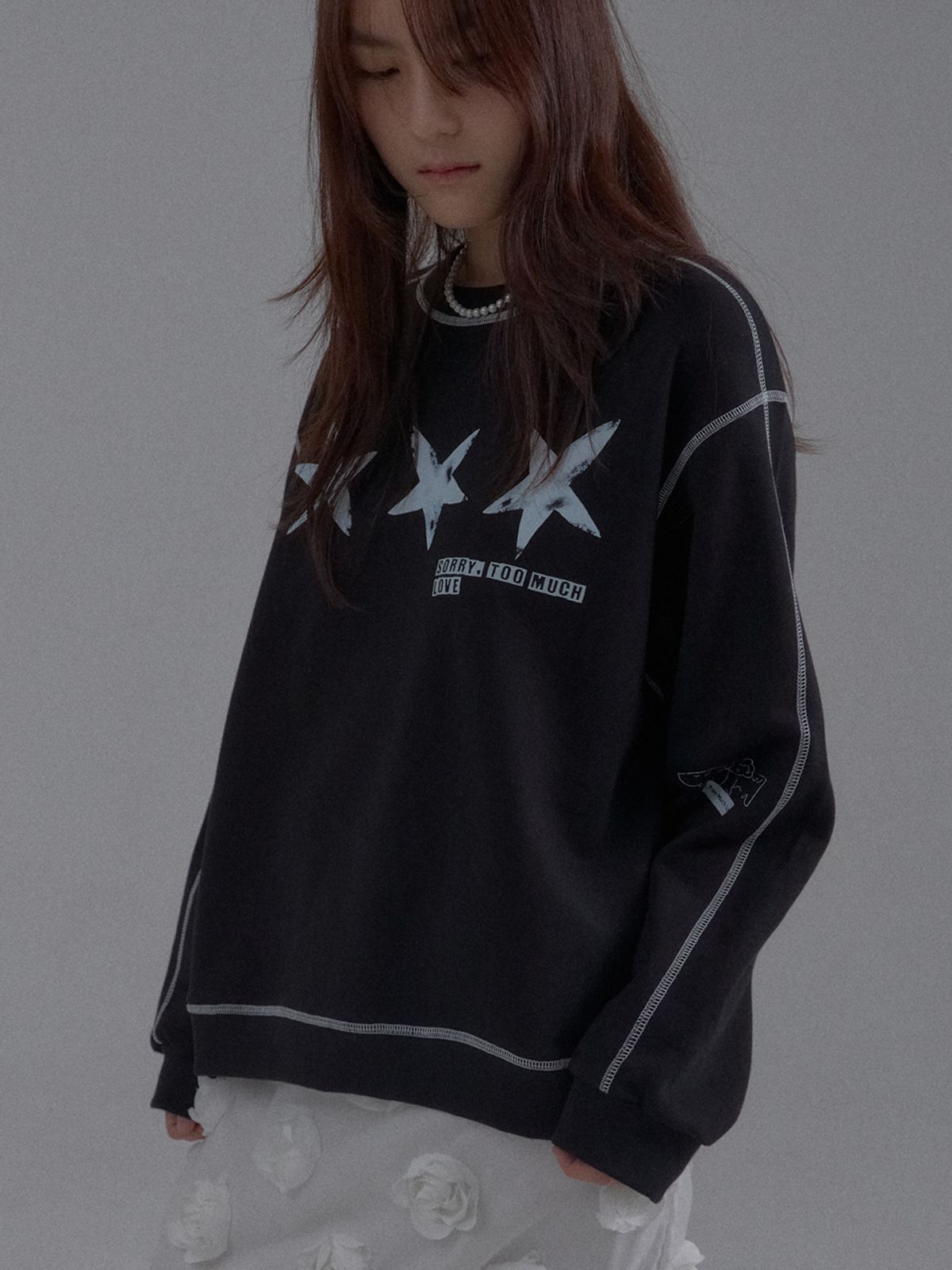 쏘리, 투 머치 러브(SORRY, TOO MUCH LOVE) Never Lost Star Sweatshirt_Black