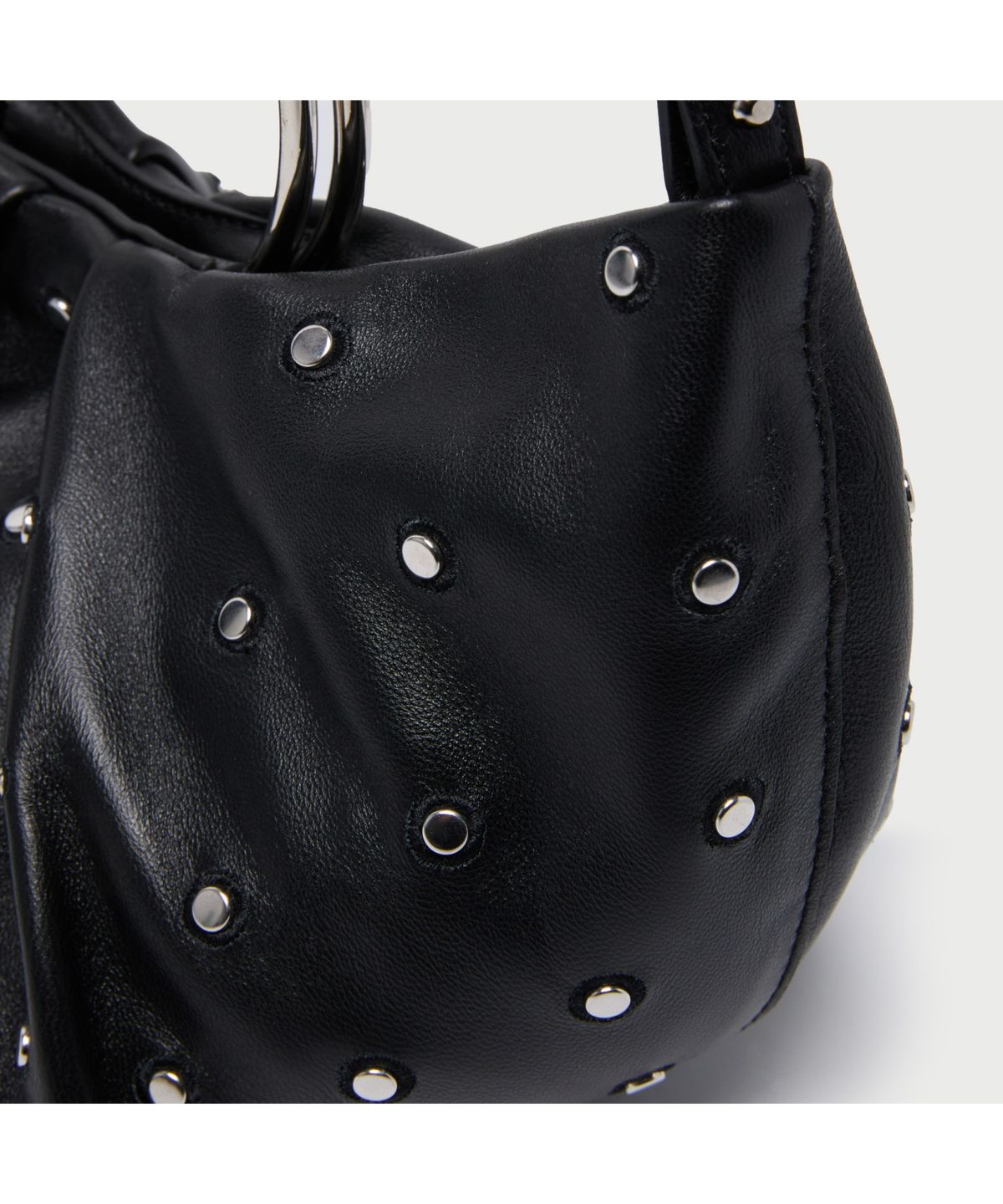 이로 우먼(IROWOMEN) SUNBAG STUDS 스터드 핸드백 IABAW25103BKX