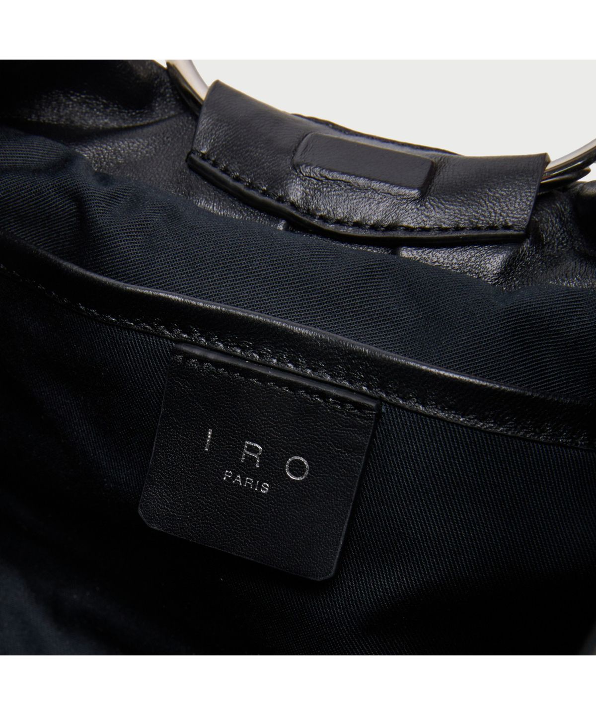 이로 우먼(IROWOMEN) SUNBAG STUDS 스터드 핸드백 IABAW25103BKX