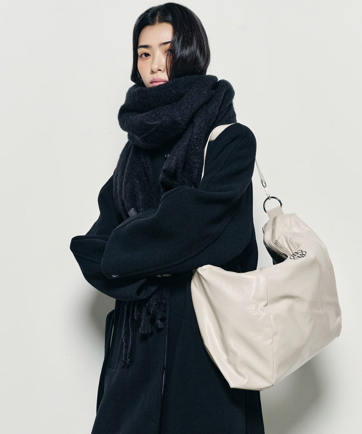 닉앤니콜(NICK&NICOLE) NICOLE MEGA SQUARE SHOULDER BAG_CREAM