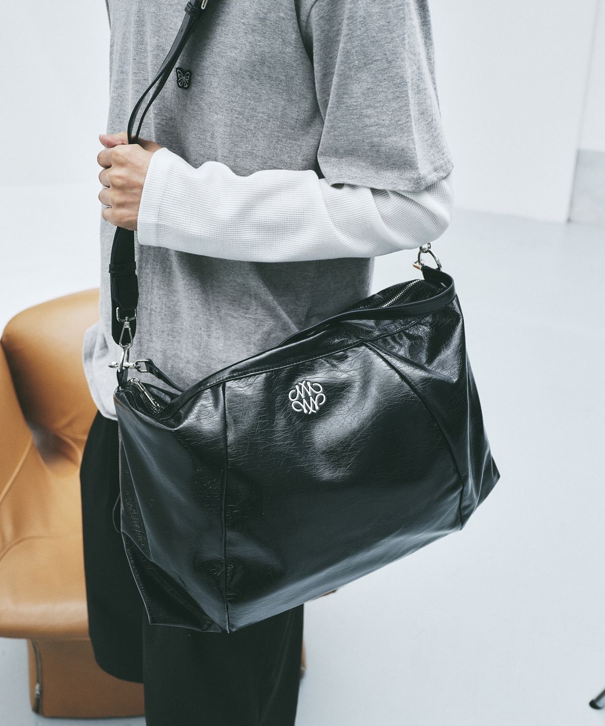 닉앤니콜(NICK&NICOLE) NICOLE MEGA SQUARE SHOULDER BAG_BLACK