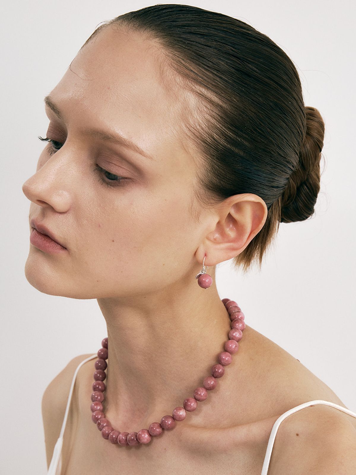 소수(SOSOO) Pink Opal 10mm Necklace