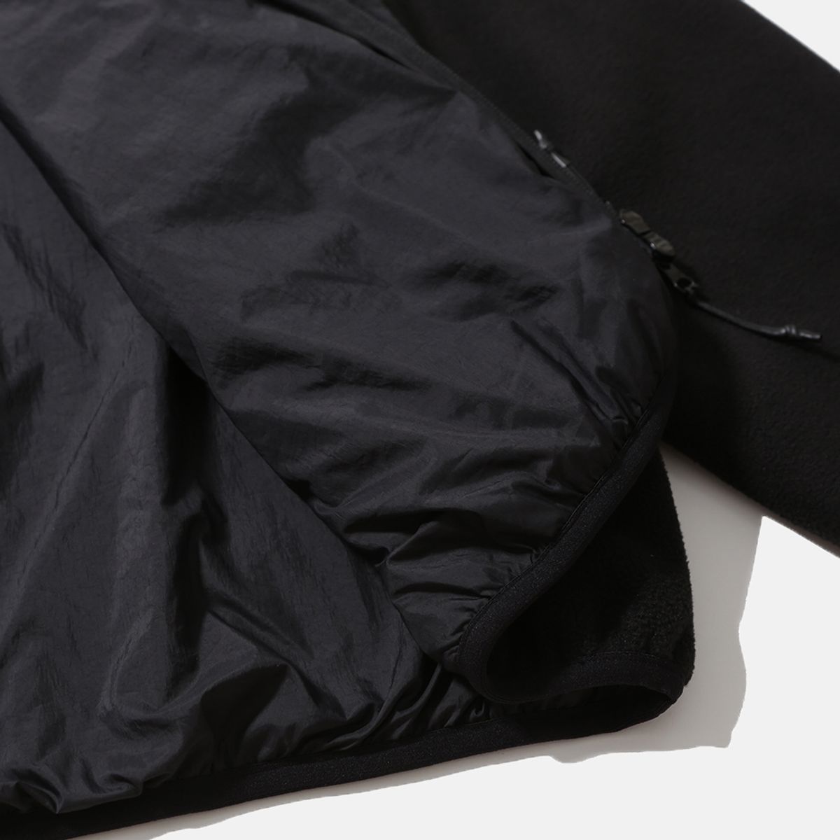 모이프(MOIF) [AW25] HIKER FLEECE JUMPER / BLACK