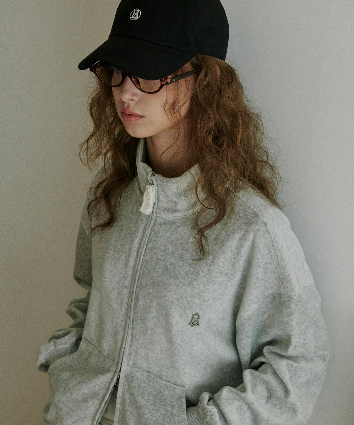 벨로엘(BELLOL) Overfit velvet zip-up MELANGE