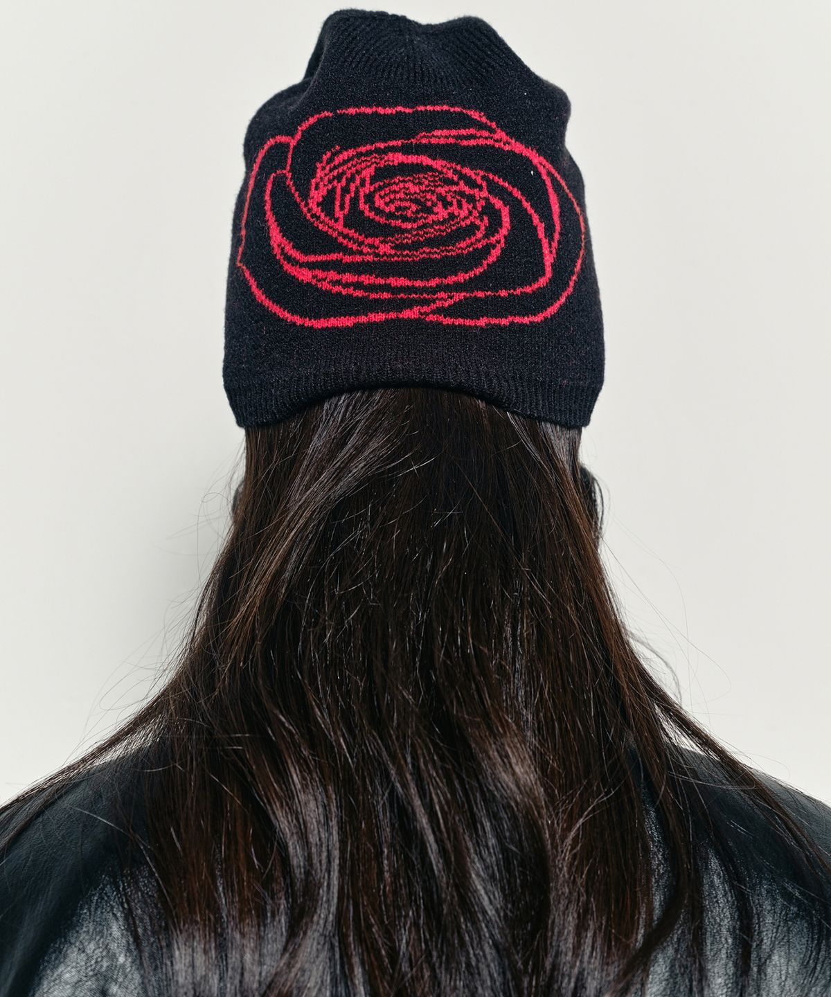 닉앤니콜(NICK&NICOLE) ROSE JAQUARD BEANIE_BLACK RED