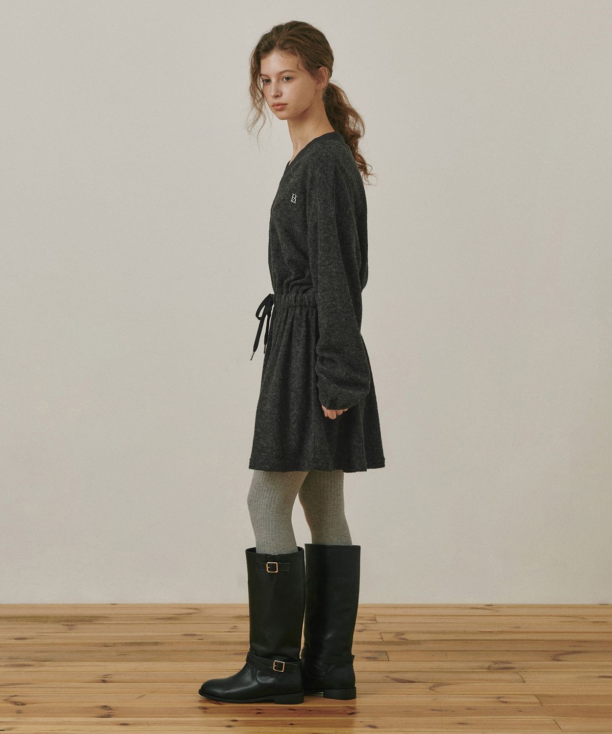 벨로엘(BELLOL) Banding loose dress CHARCOAL