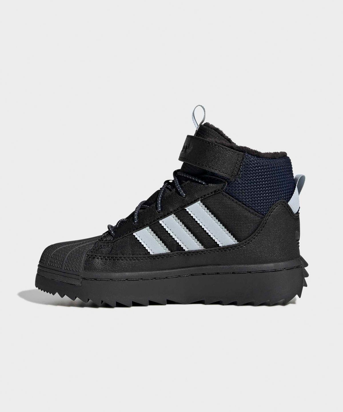 아디다스 키즈(ADIDAS KIDS) 슈퍼스타 윈터 트렉 부츠 키즈 - 블랙 / JQ0344