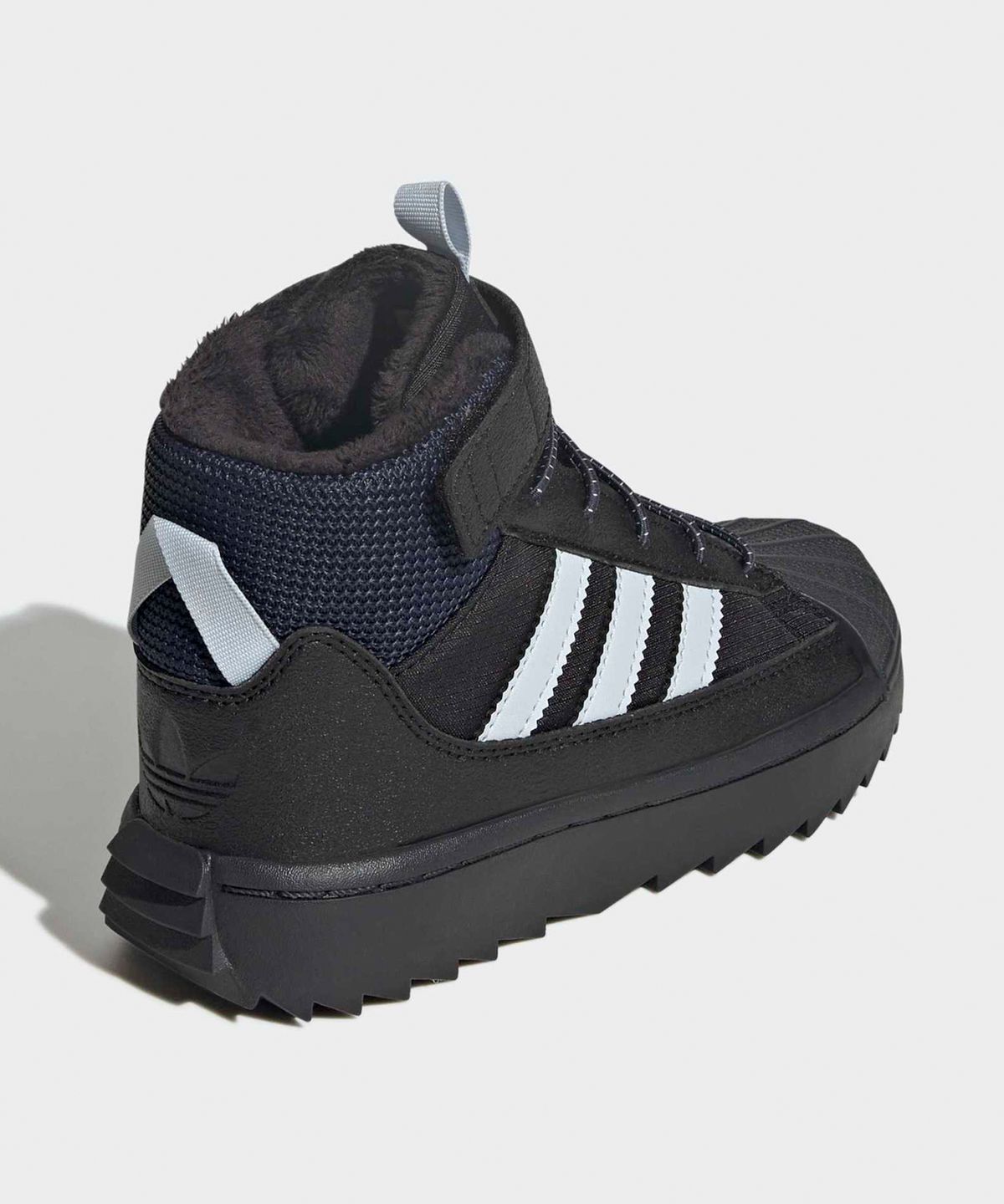 아디다스 키즈(ADIDAS KIDS) 슈퍼스타 윈터 트렉 부츠 키즈 - 블랙 / JQ0344