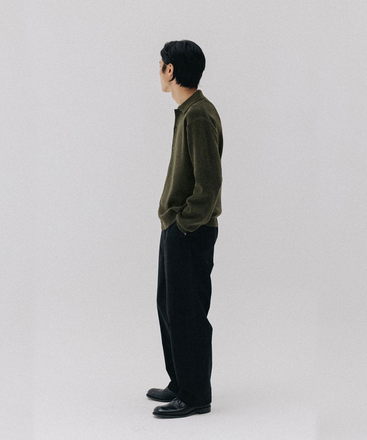 블랭크룸(BLANKROOM) 카라 카디건_MOSS GREEN