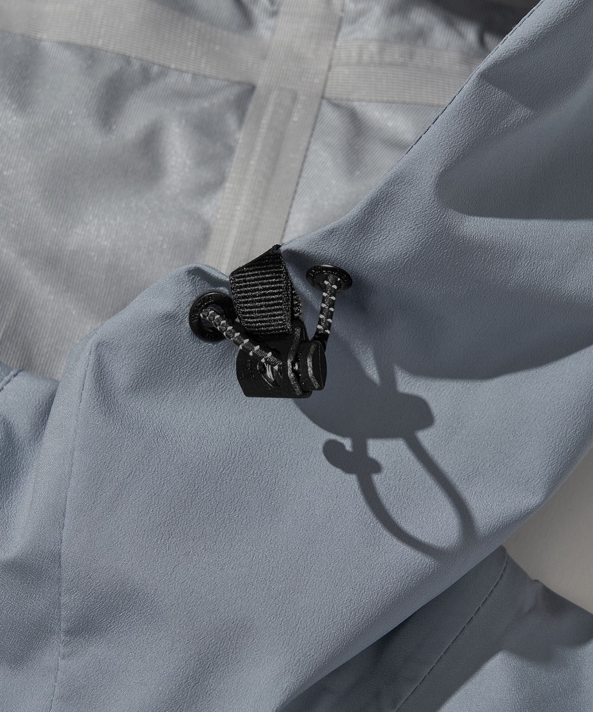 웰터 익스페리먼트(WELTER EXPERIMENT) Welter Experiment X Wisdom 3 Layer Shell Jacket_LIGHT GRAY