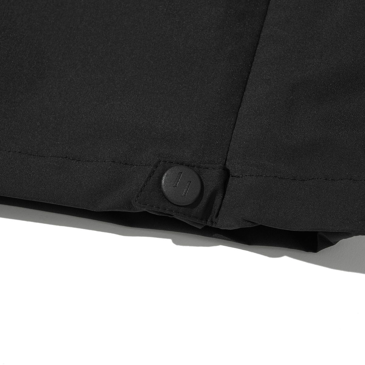 웰터 익스페리먼트(WELTER EXPERIMENT) Welter Experiment X Wisdom Hike Shell Pants_BLACK