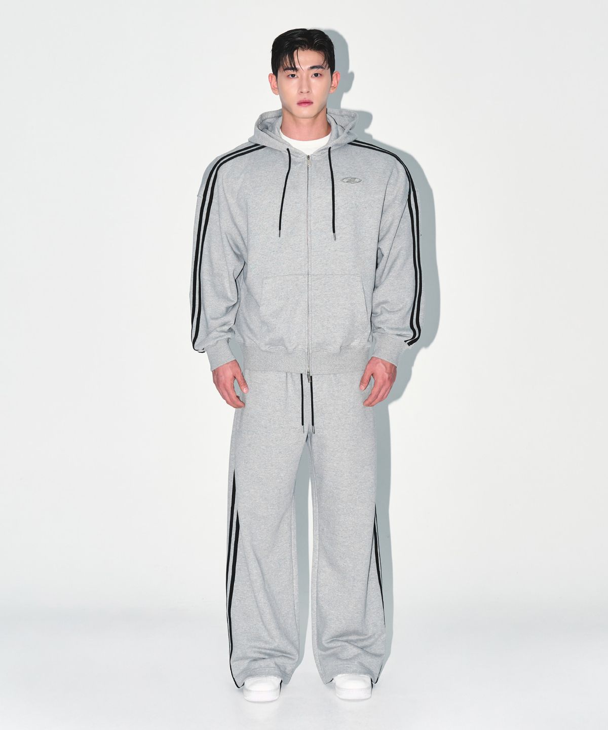 본투윈(BORN TO WIN) CHROME B TRACK LINE SEMI WIDE PANTS [MELANGE GREY]