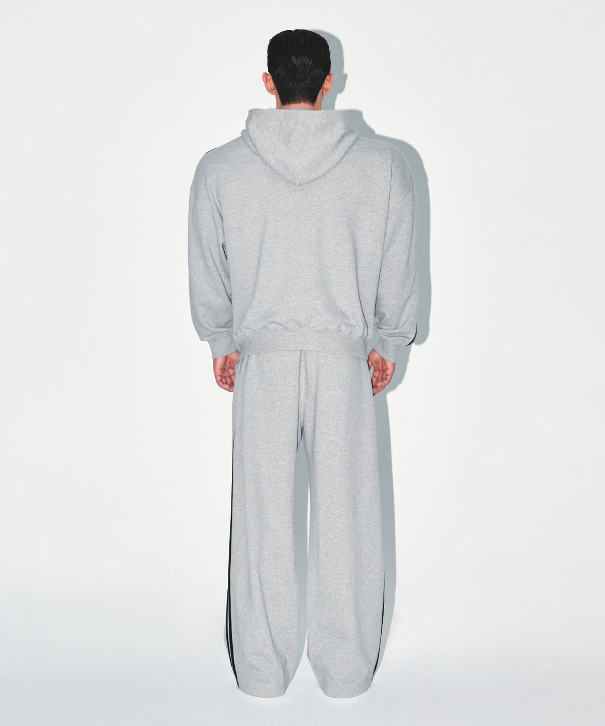 본투윈(BORN TO WIN) CHROME B TRACK LINE SEMI WIDE PANTS [MELANGE GREY]