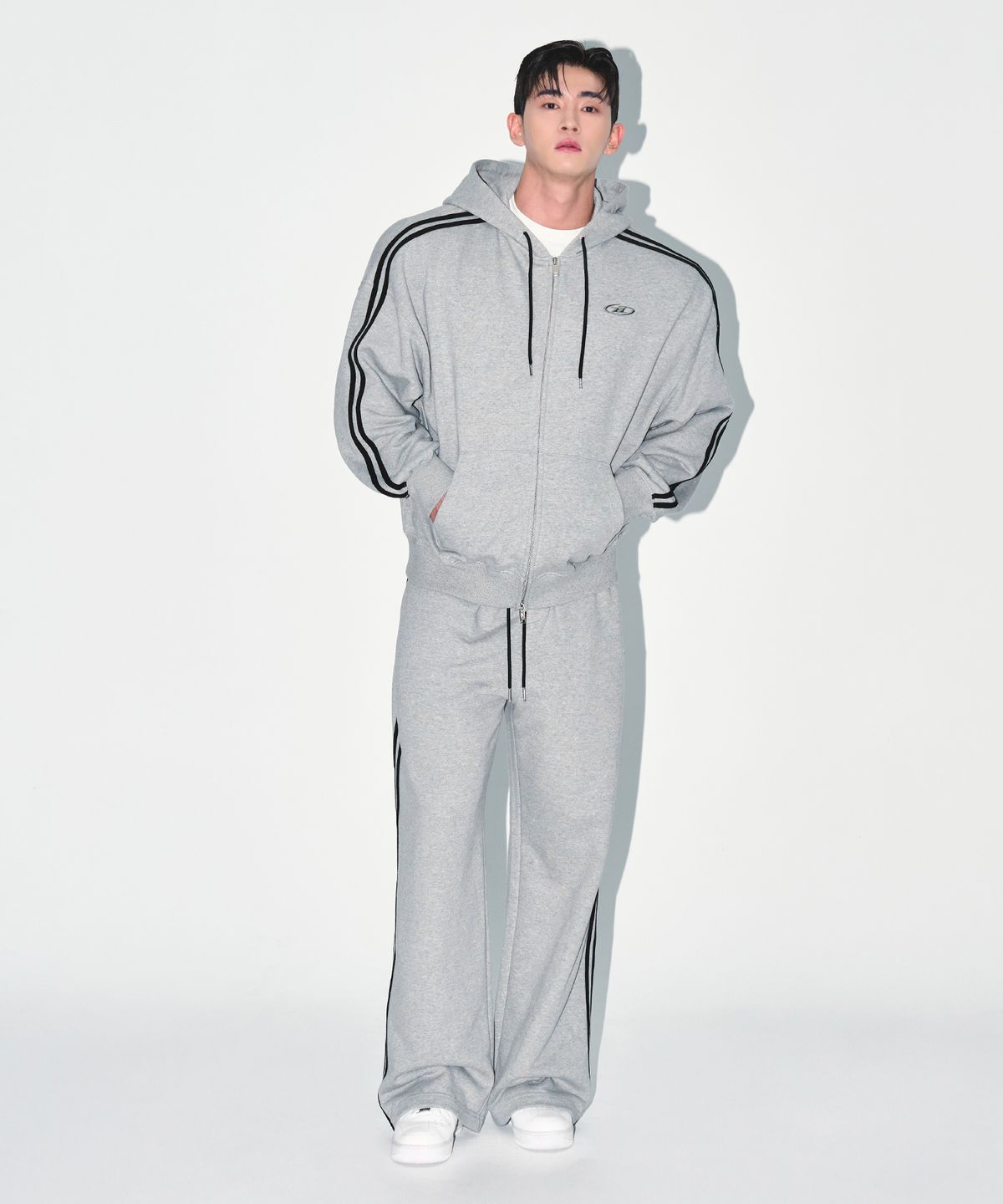 본투윈(BORN TO WIN) CHROME B TRACK LINE SEMI WIDE PANTS [MELANGE GREY]