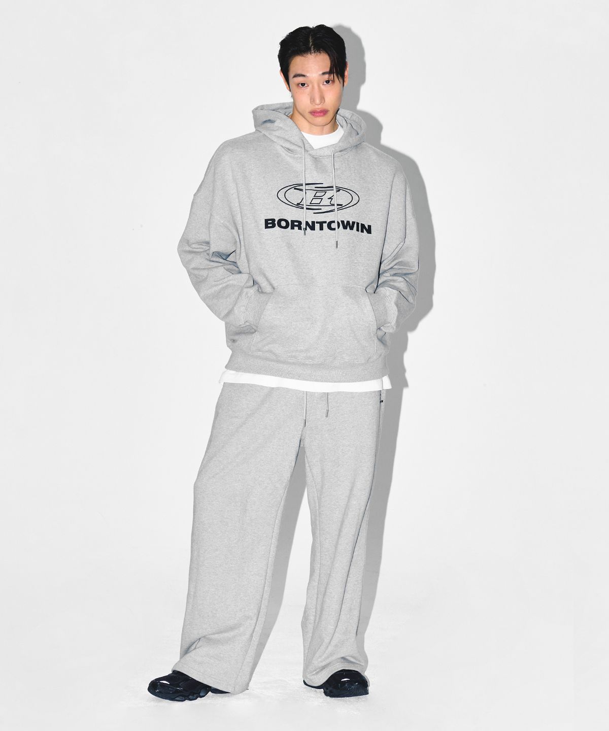 본투윈(BORN TO WIN) STROKE B LOGO EXTRA FIT HOODIE [MELANGE GREY]
