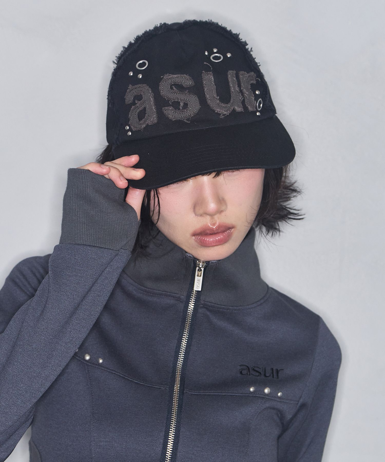MUSINSA公式 | AS YOU ARE AU ピアス ボールキャップ ブラック