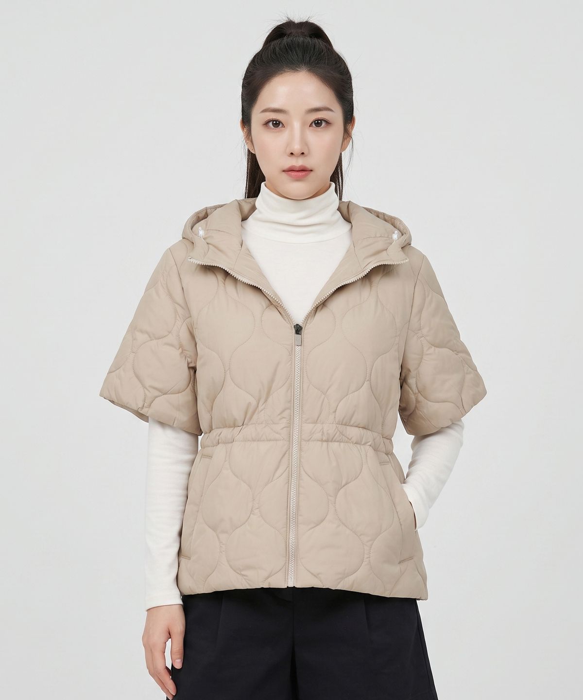 투엘라(2ELA) 리얼퀸 여성 후드 반팔 경량 패딩 자켓 3 Colors