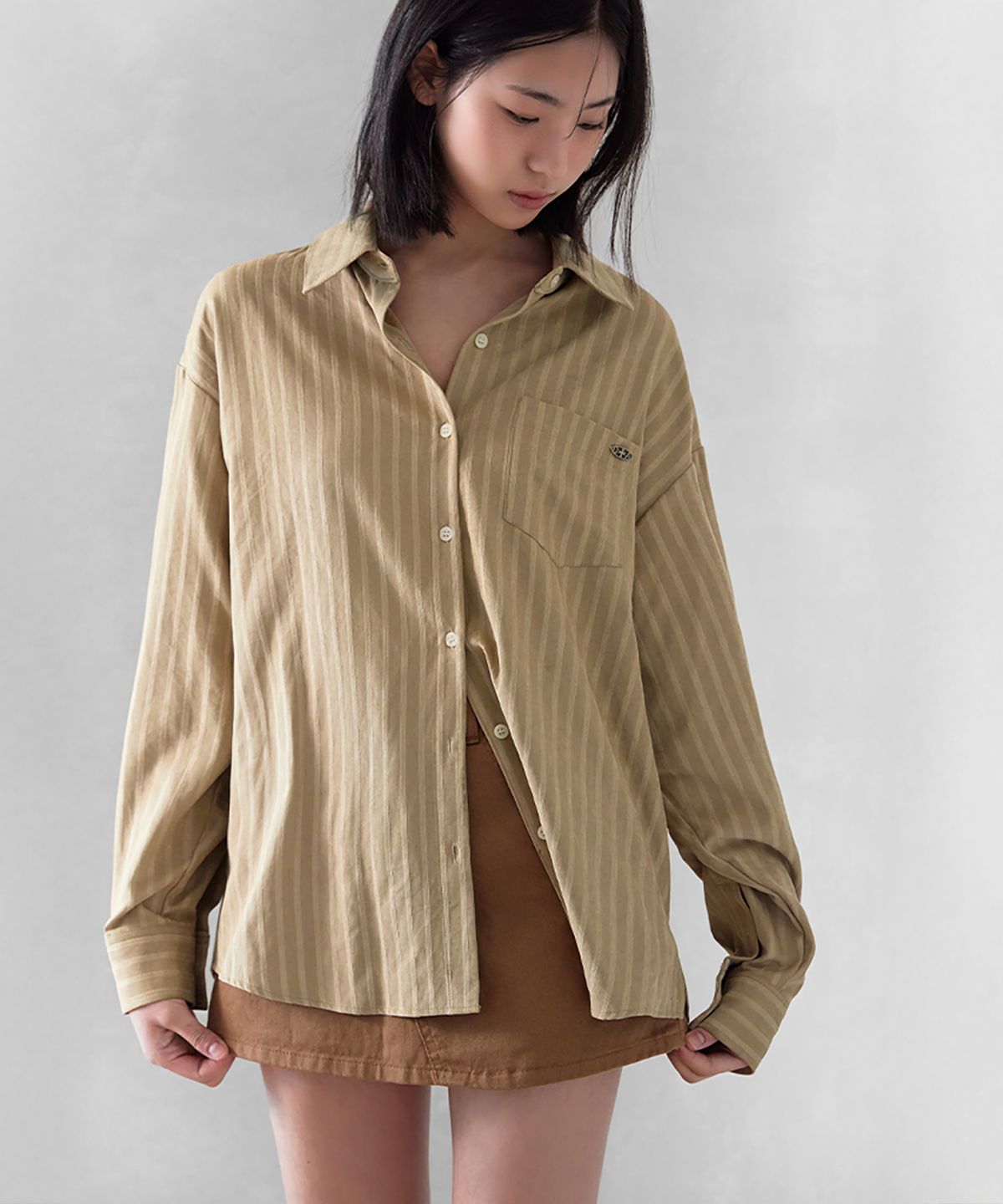 런던다다(LONDONDADA) SUEDE STRIPE PENDANT SHIRT, BEIGE