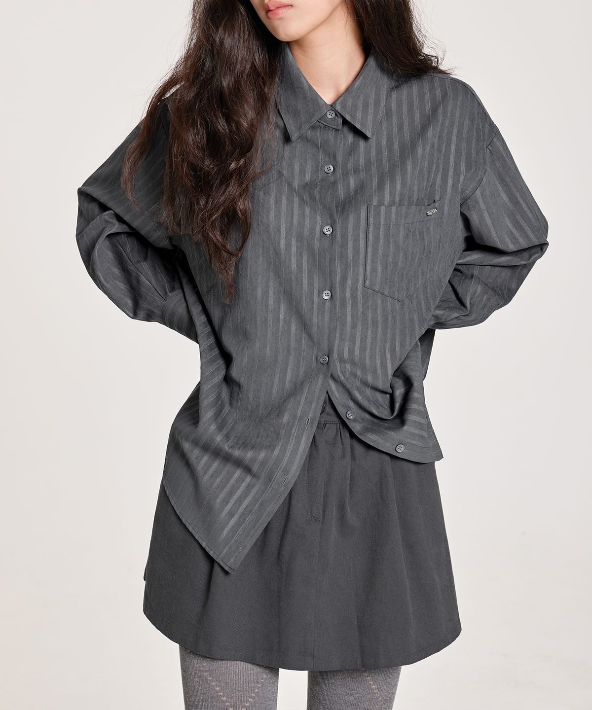 런던다다(LONDONDADA) SUEDE STRIPE PENDANT SHIRT, CHAROCOAL