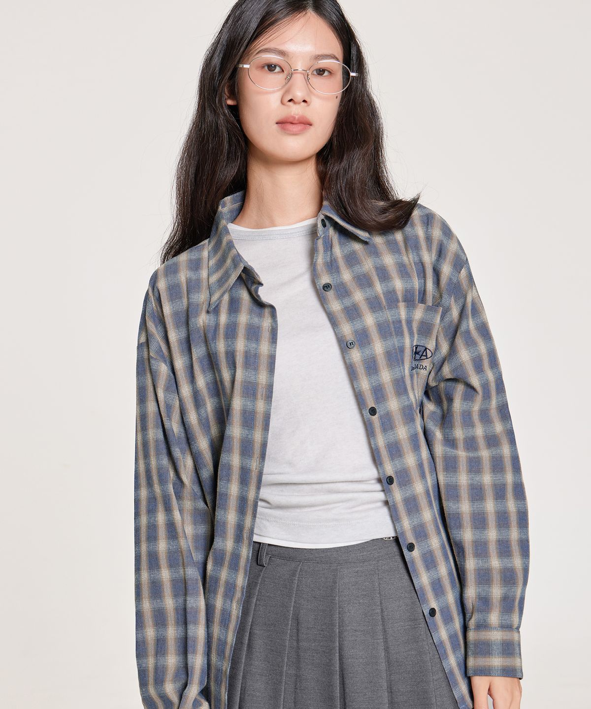 런던다다(LONDONDADA) SIGNATURE EMBROIDERY LOOSE-FIT CHECK SHIRT, BLUE GREY