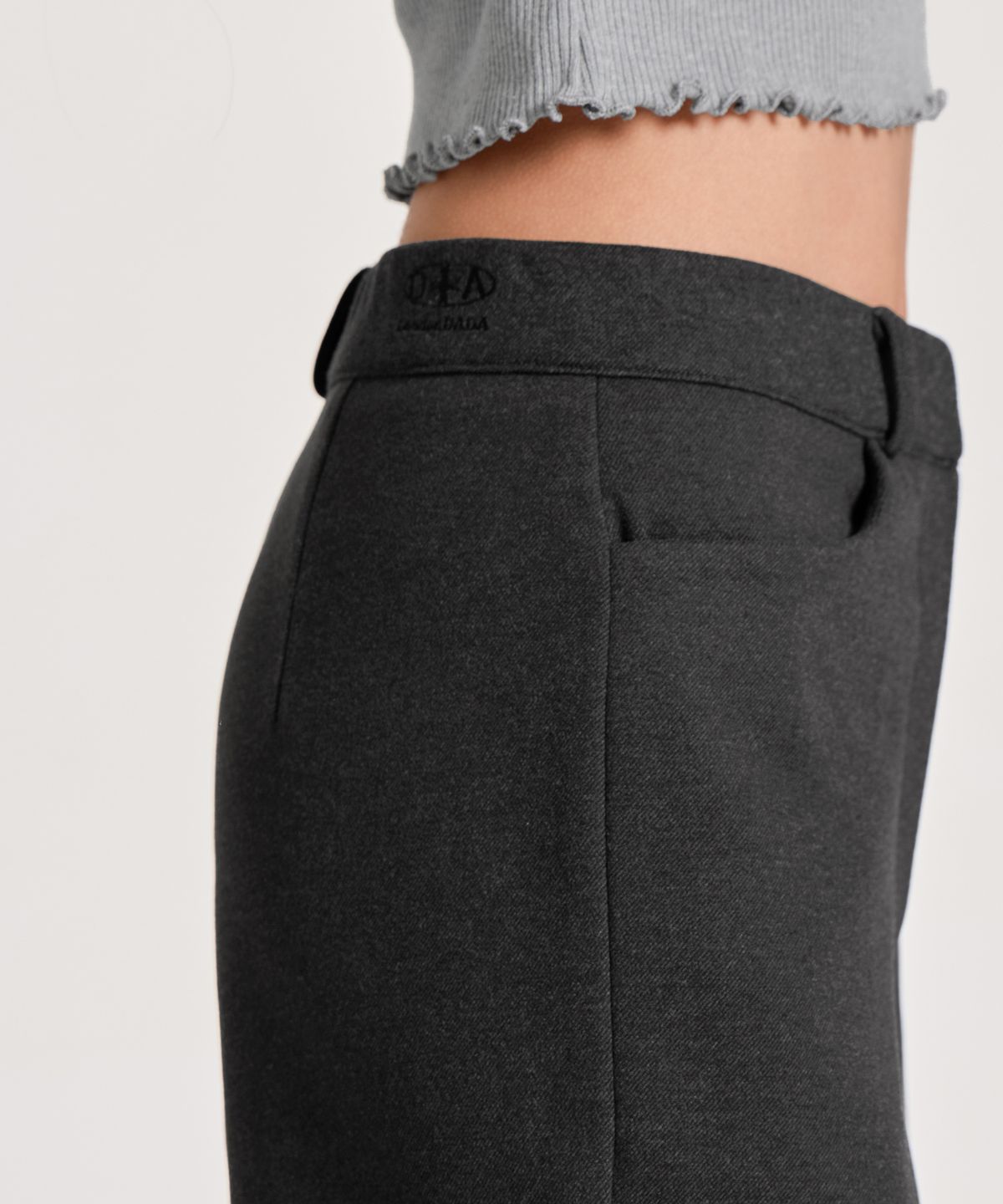 런던다다(LONDONDADA) SIGNATURE WOOL WIDE SLACKS, CHARCOAL