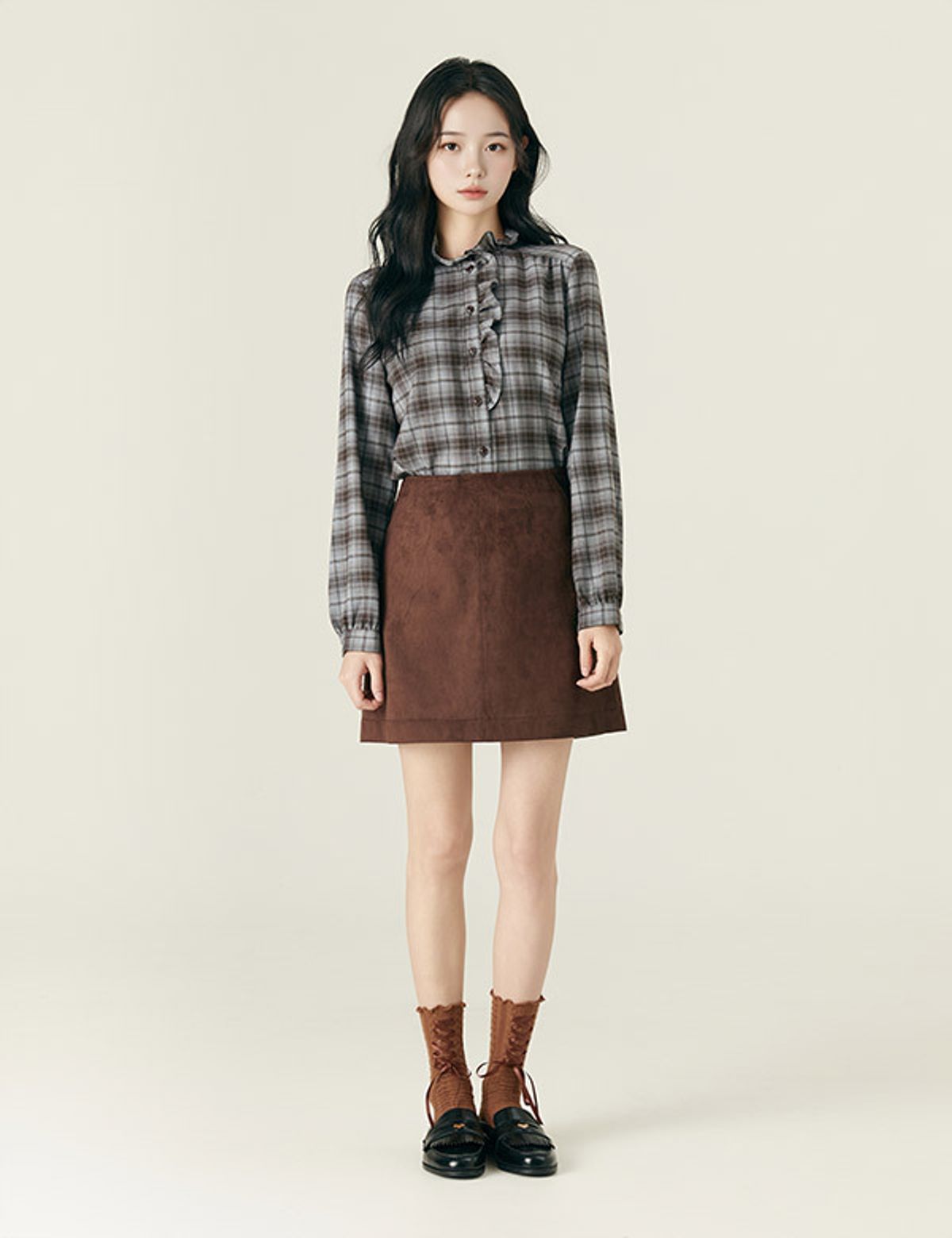 로엠(ROEM) 페이크 레더 미니 스커트_RMWHF4TR22