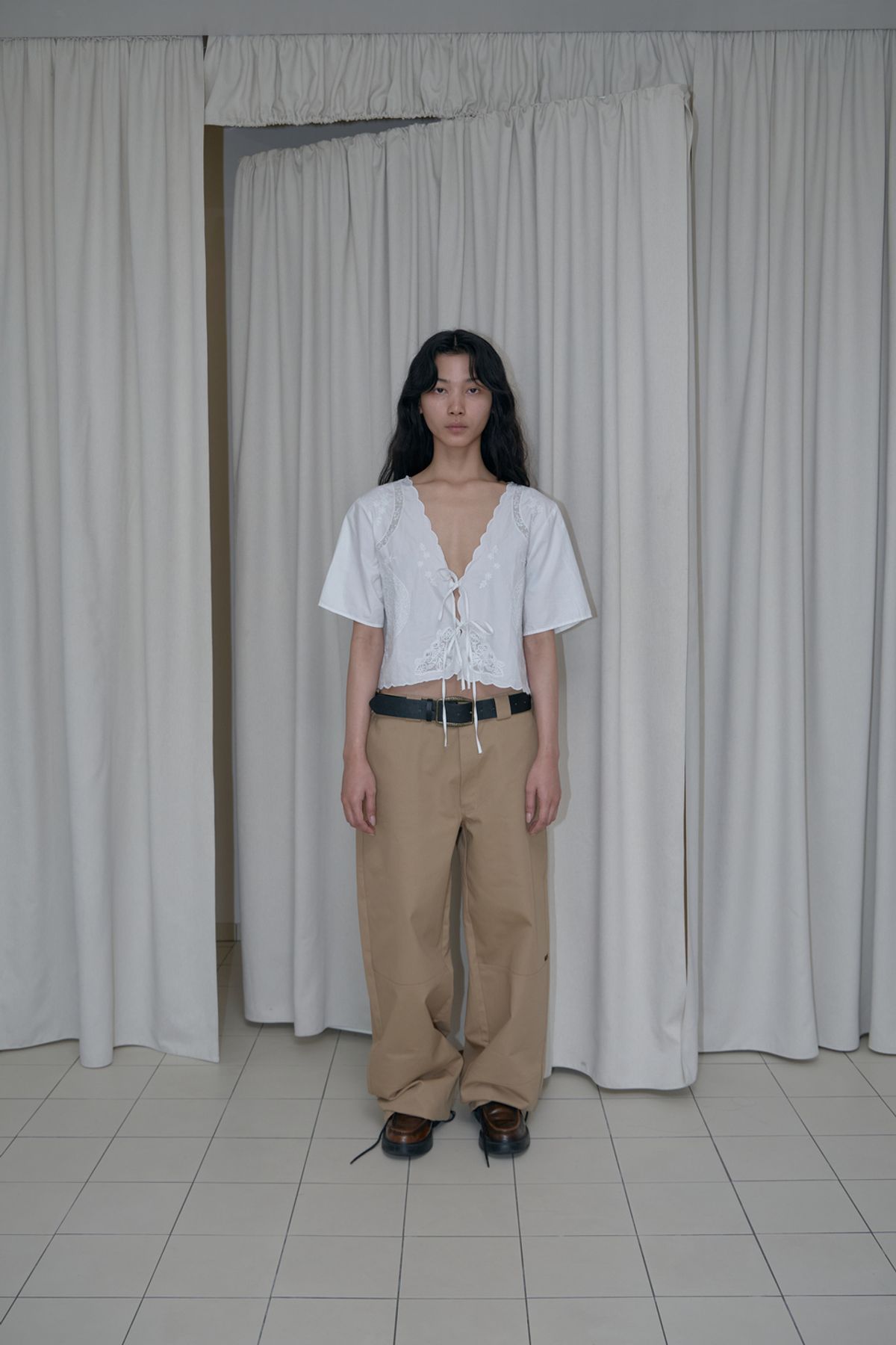 어텐즈(ATTENDS) Attends girls chino pants (Begie)