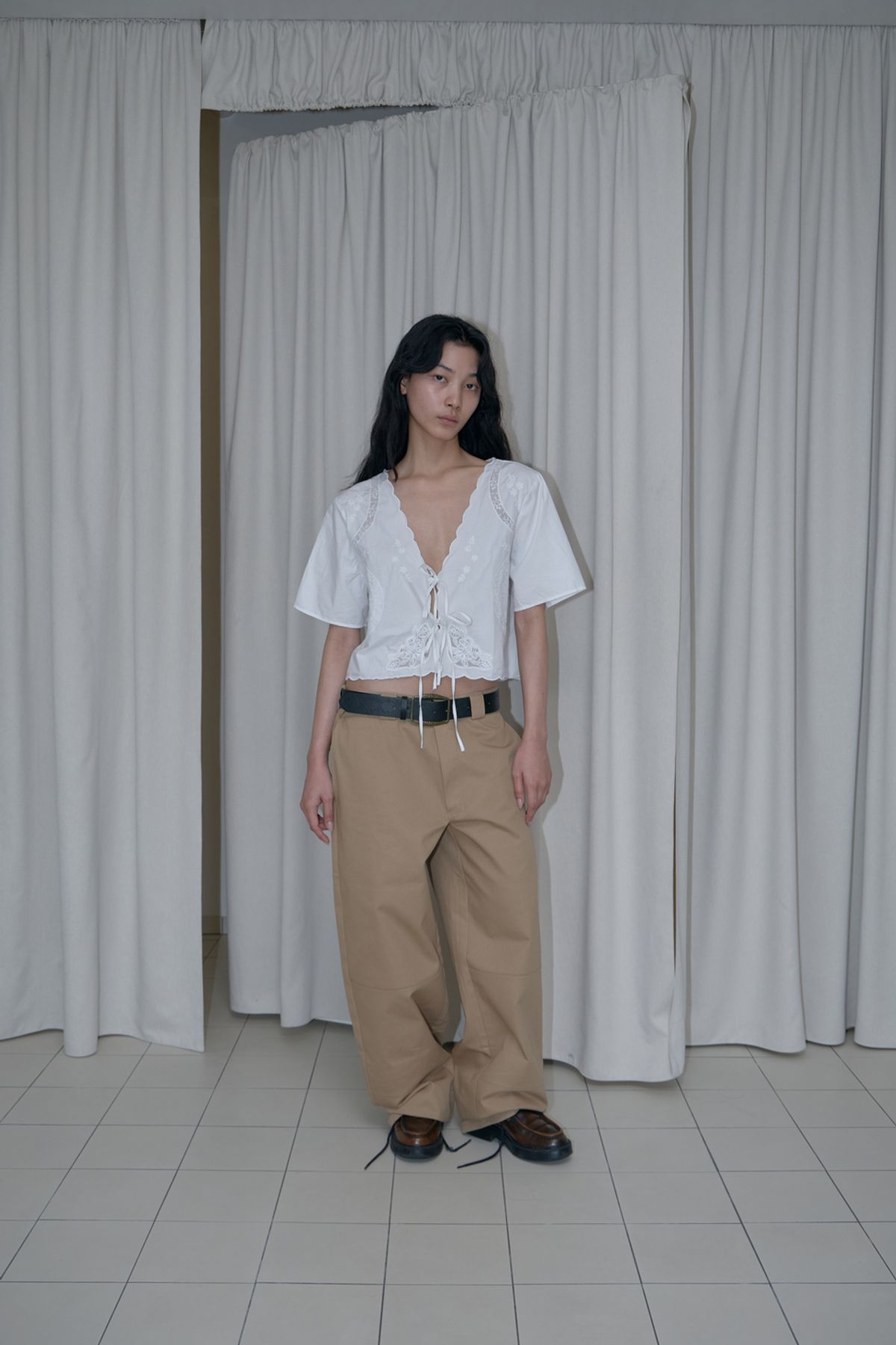 어텐즈(ATTENDS) Attends girls chino pants (Begie)