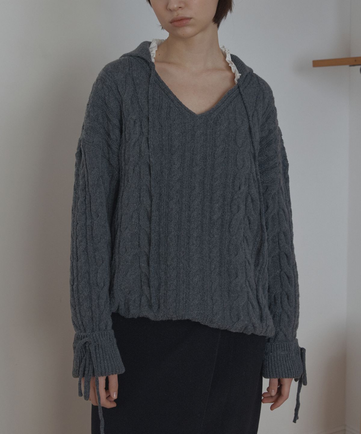 포에트서울(POETSEOUL) cable collar knit_charcoal