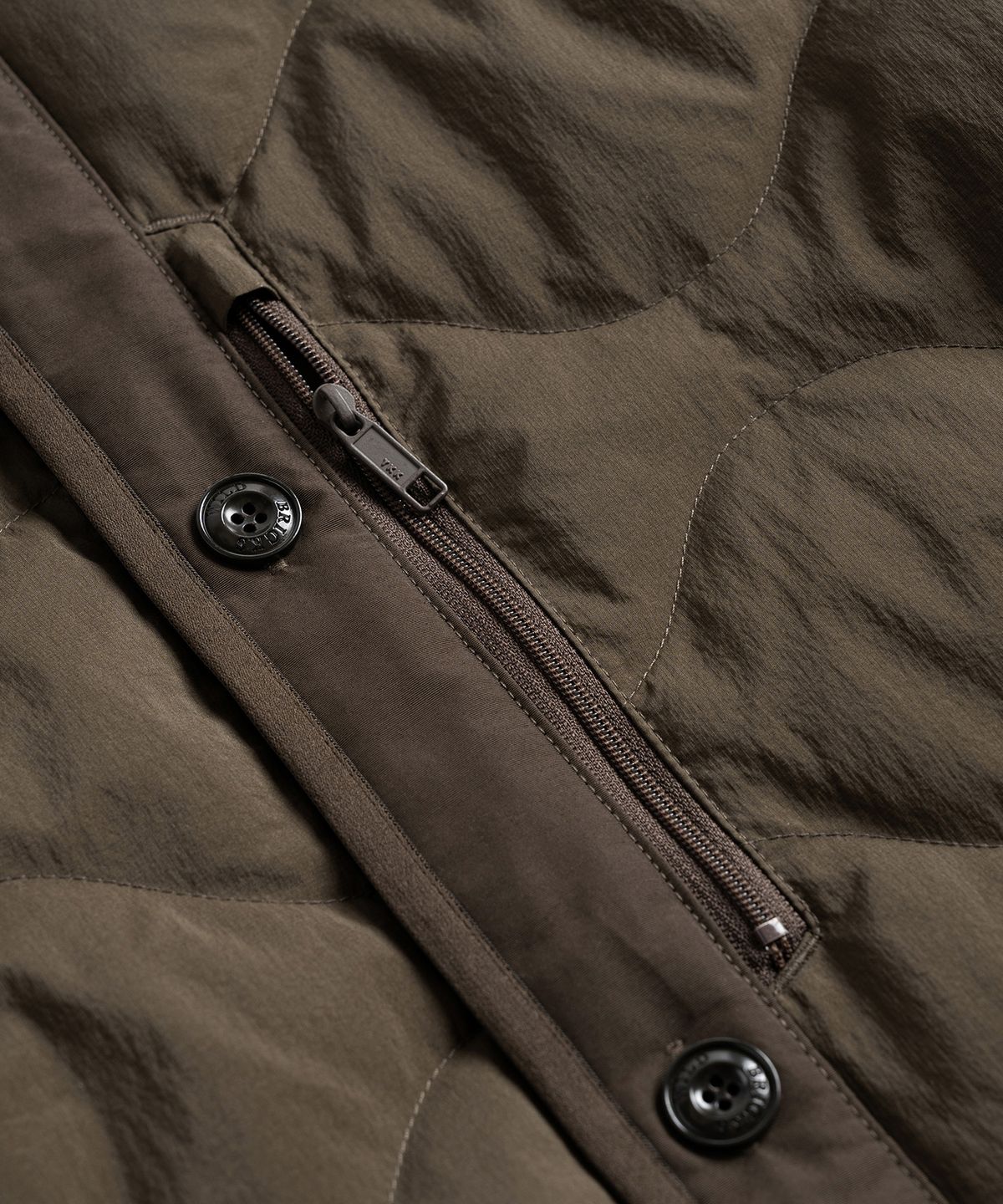 와일드 브릭스(WILD BRICKS) W24 MILITARY DOWN LINER (olive)