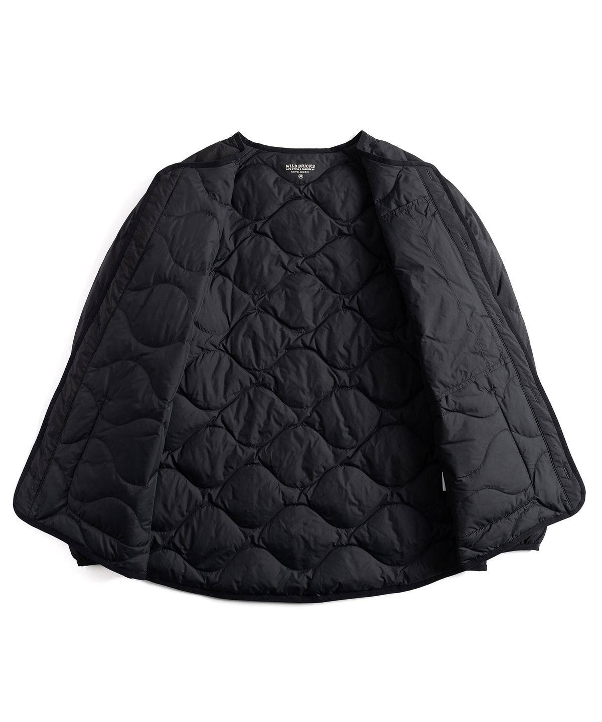 와일드 브릭스(WILD BRICKS) W24 MILITARY DOWN LINER (black)