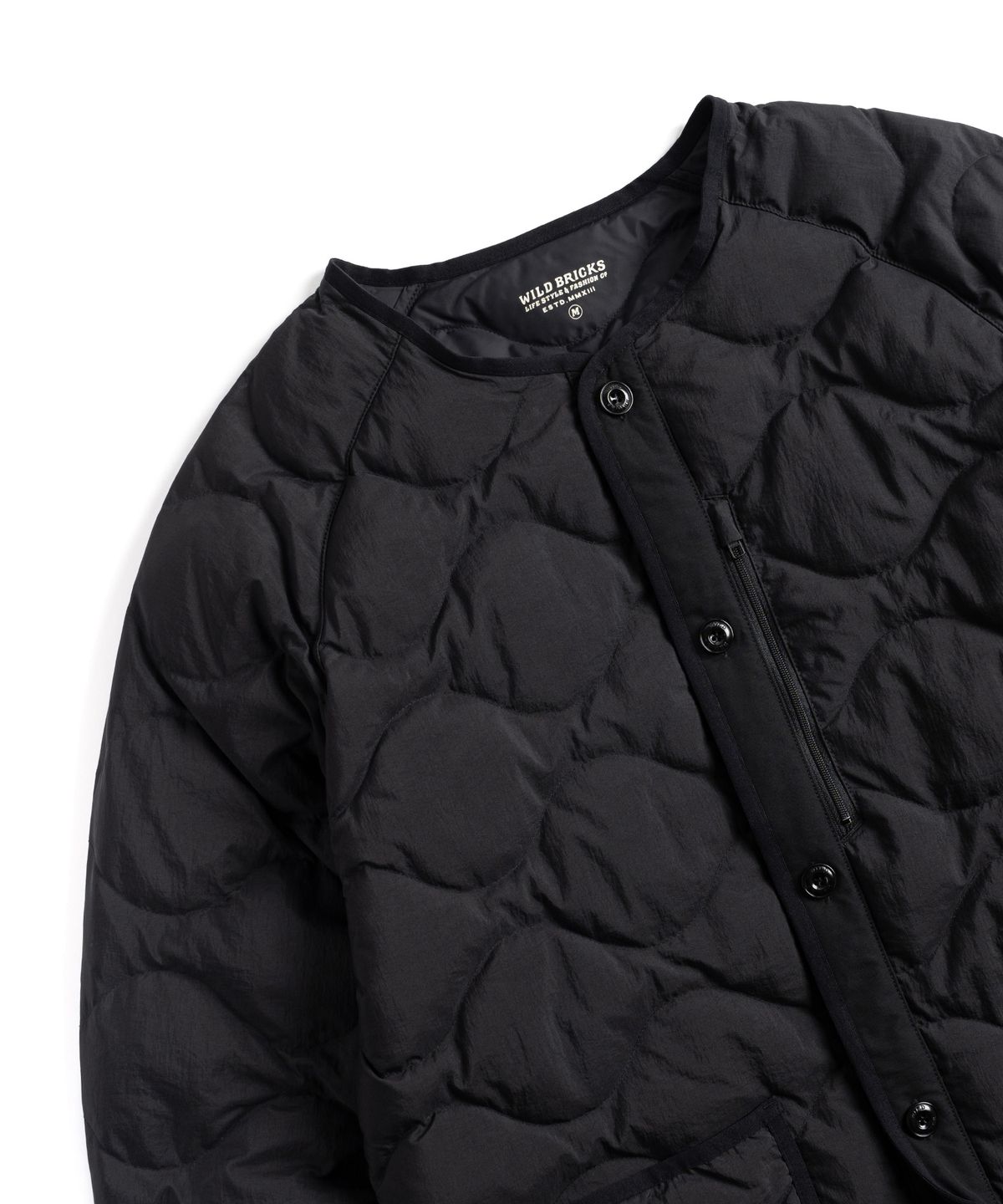 와일드 브릭스(WILD BRICKS) W24 MILITARY DOWN LINER (black)