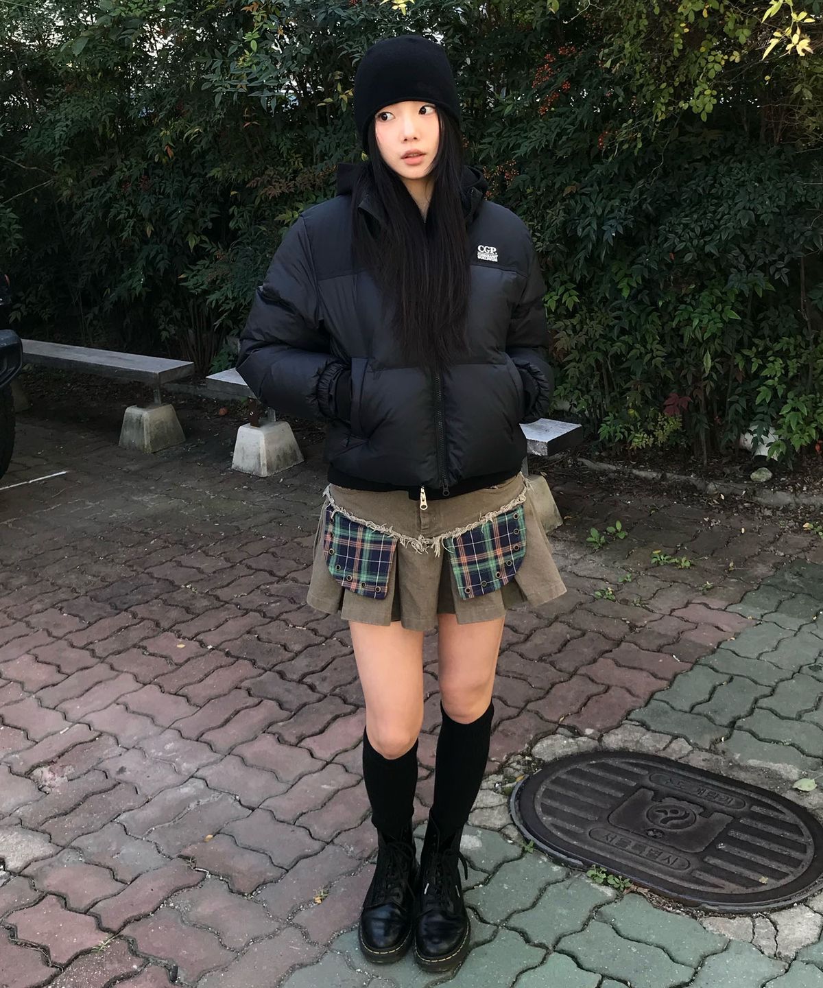 코드그라피(CGP) (우먼) RDS 에센셜 숏다운 점퍼_블랙