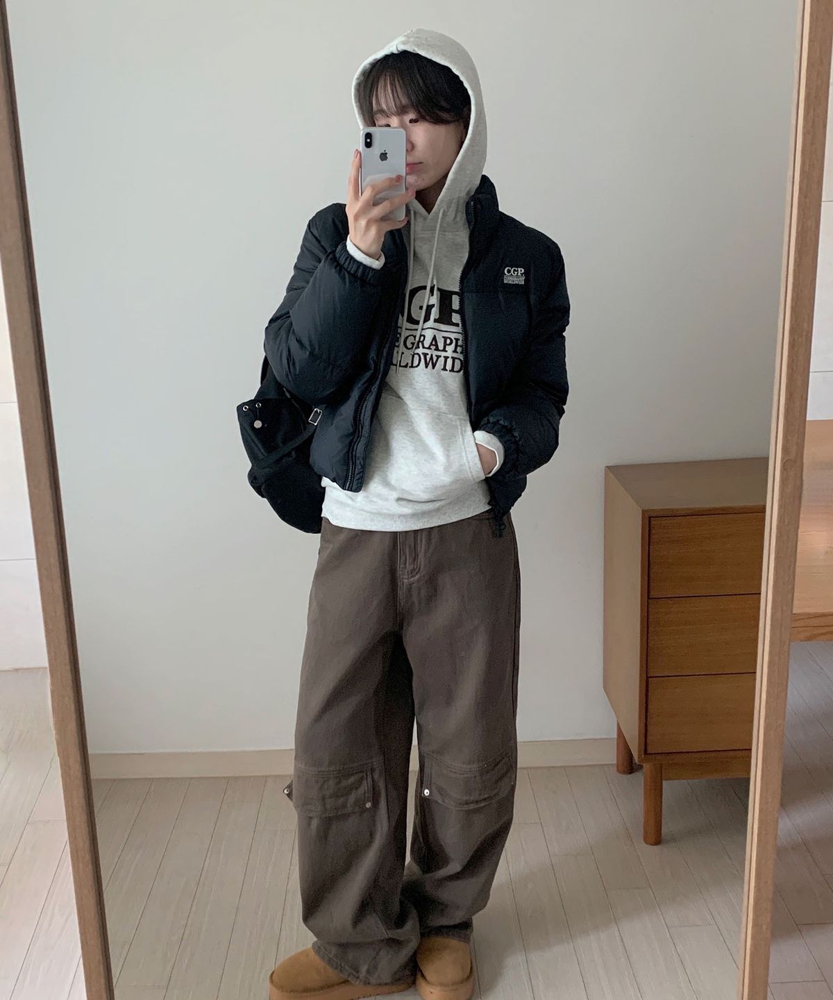 코드그라피(CGP) (우먼) RDS 에센셜 숏다운 점퍼_블랙