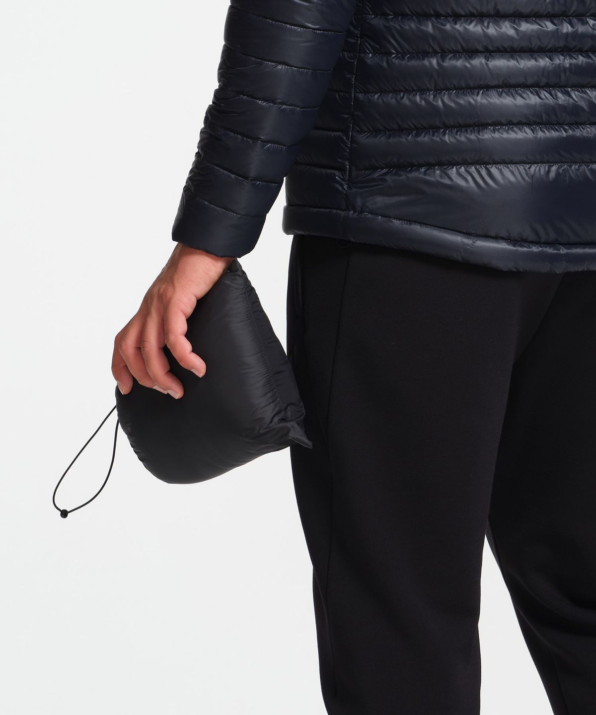 도이터(DEUTER) 플라이 디 2025 다운 자켓 (남)