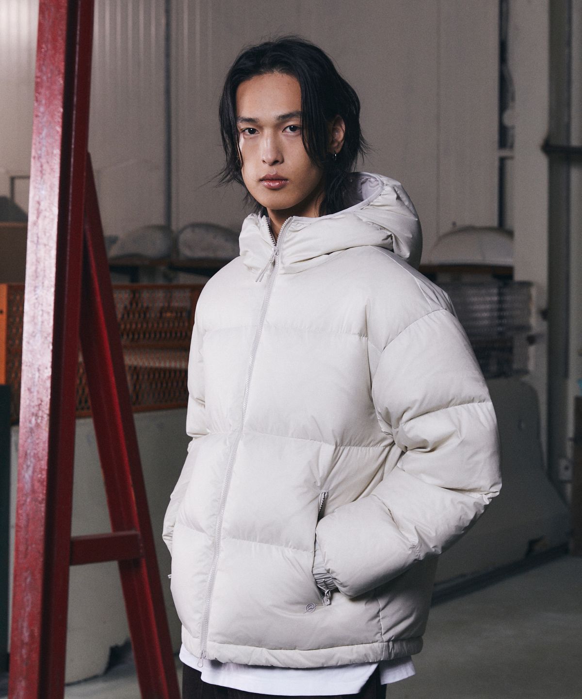 칼라파타르(KALAPATTHAR) POCKET LOGO DUCK DOWN SHORT PADDED JACKET - GRAY
