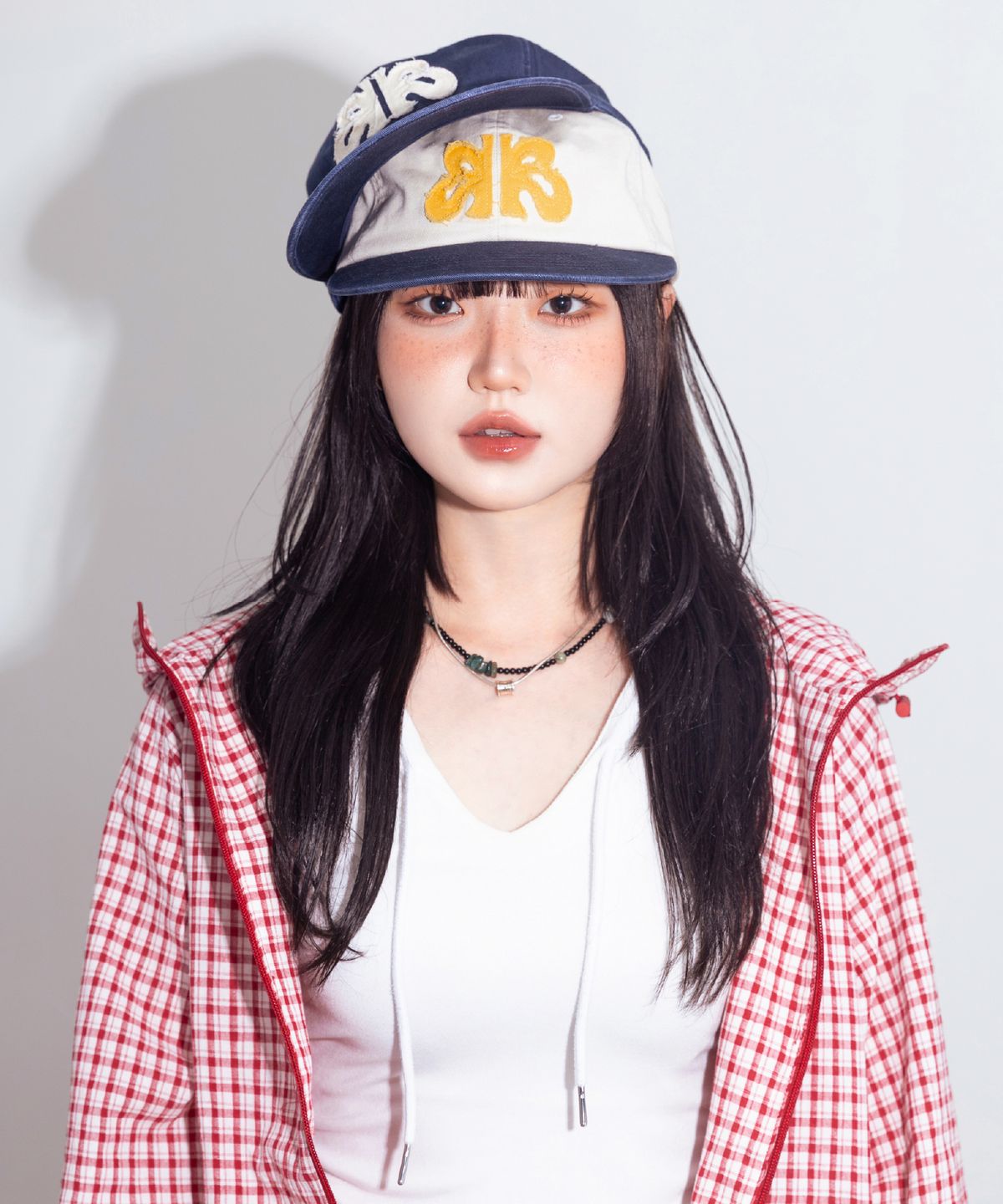 피마다지윈(PIMADAZIWIN) BBI Collabo Applique Camp Cap [Ivory/Navy]