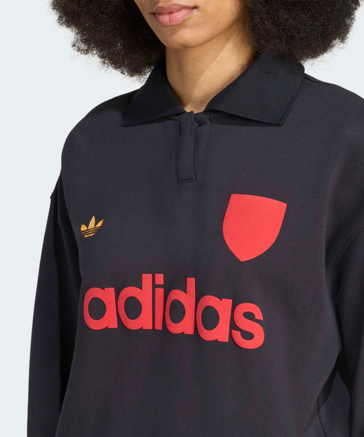아디다스(ADIDAS) 그래픽 풋볼 스웨트셔츠 - 블랙 / JY3527