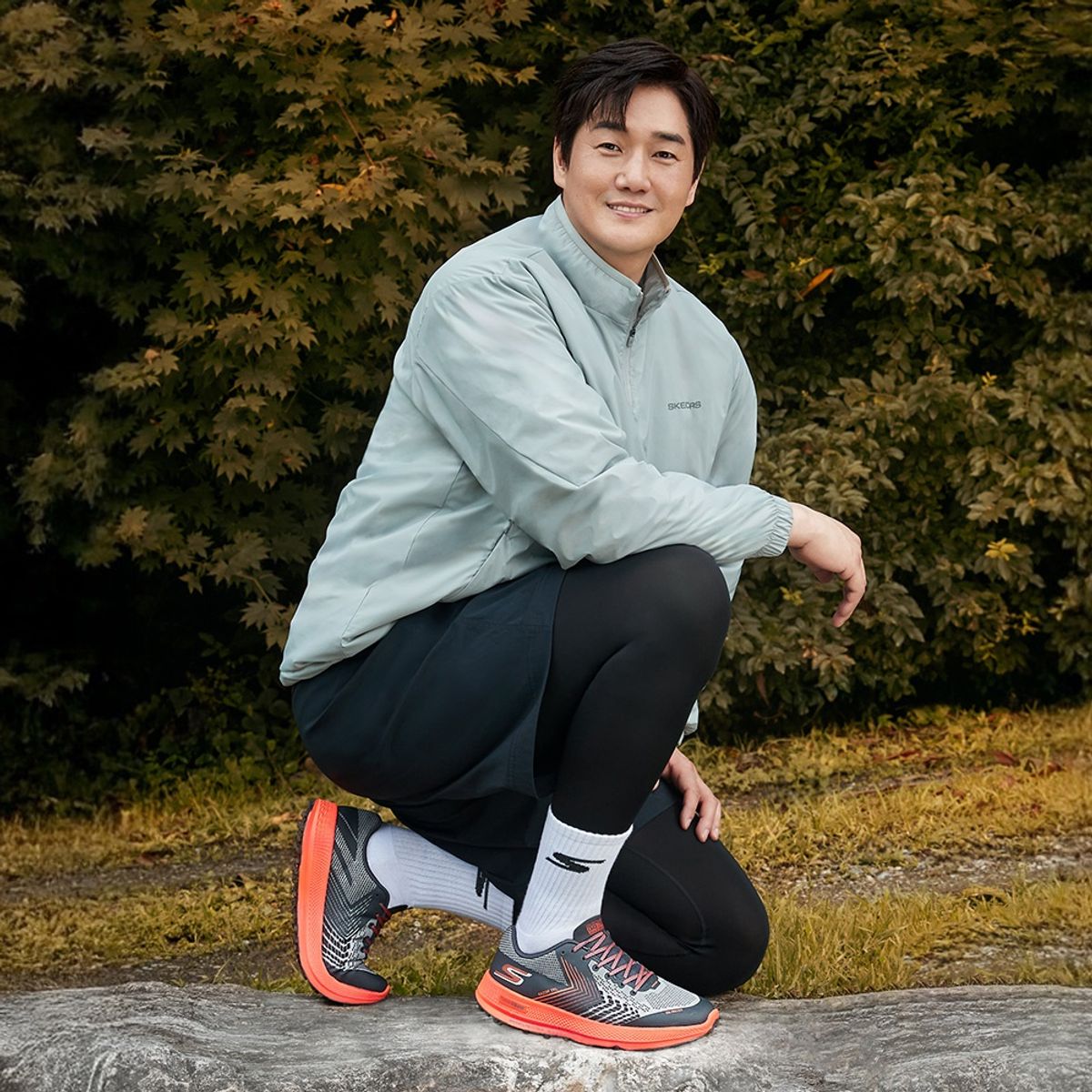 스케쳐스(SKECHERS) 고런 레이저 트레일_SP0MRCFY101
