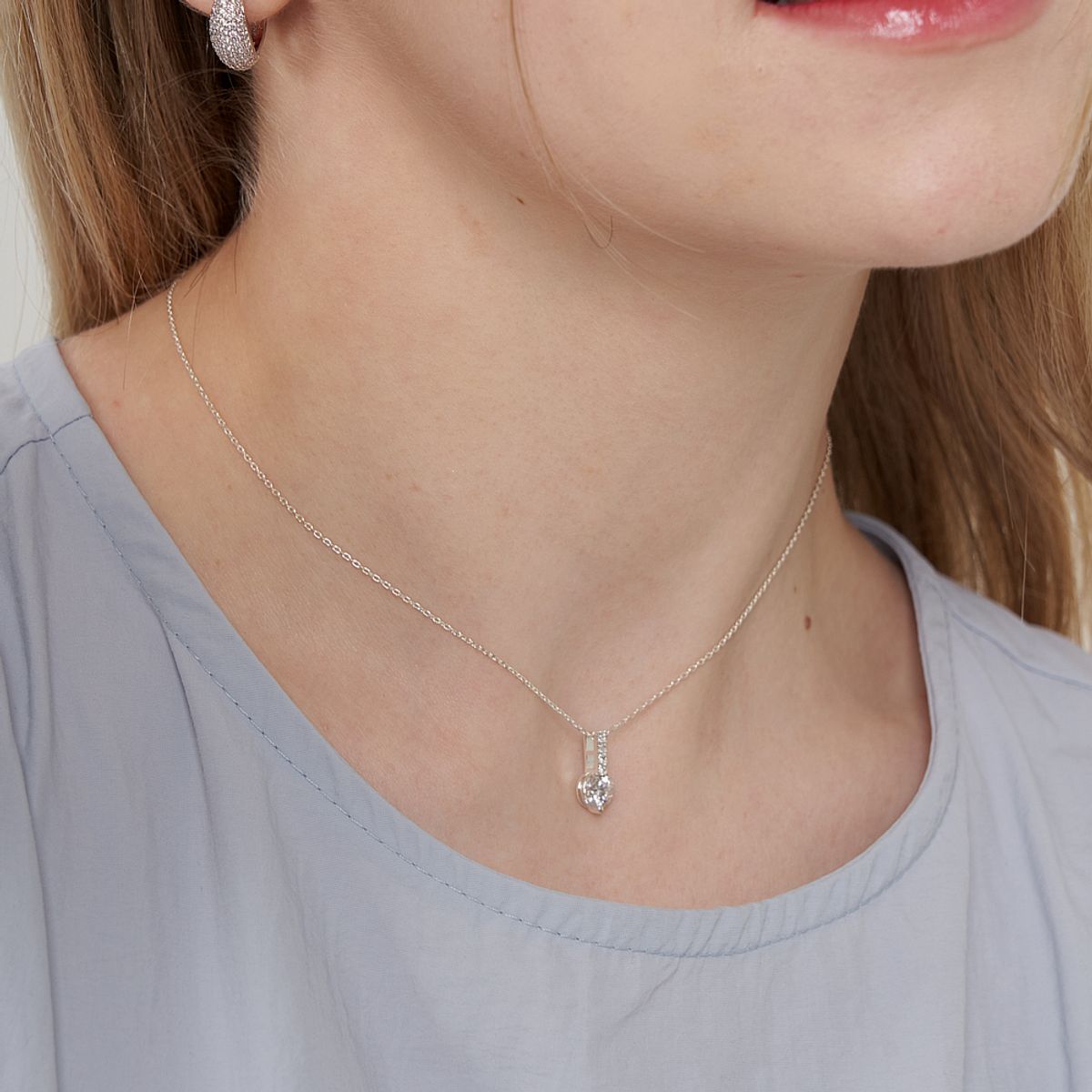 모노그래프(MONOGRAPH) 신시아 목걸이 MGNLS330 Rhodium Plated (모이사나이트 1캐럿 )