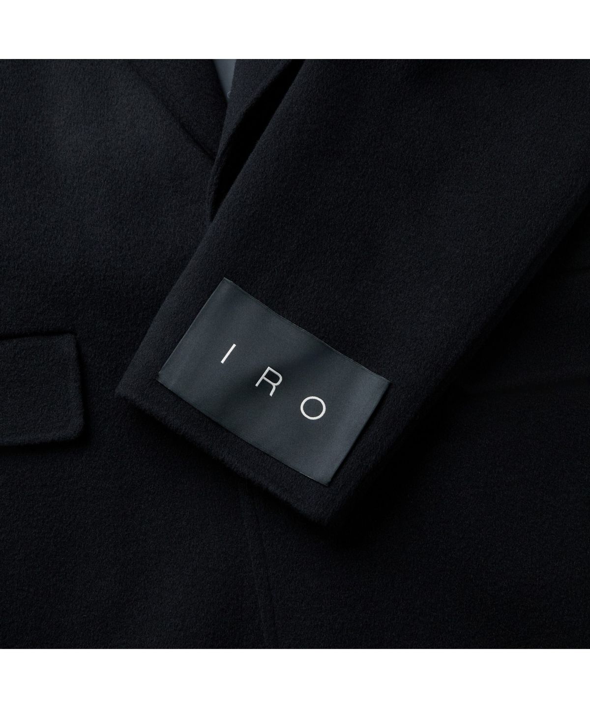 이로(IRO) pure 캐시미어 블랜드 헨드메이드 싱글 롱코트 IQCAW25701BKX