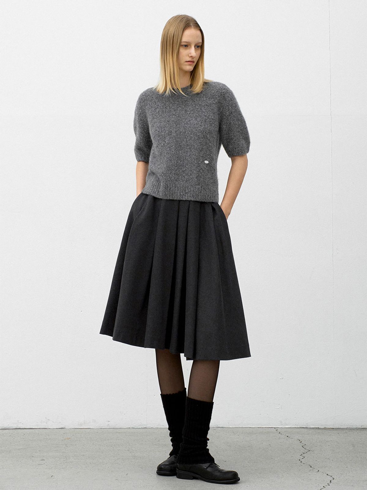 아틀리에 나인(ATELIER NAIN) (SK-5065)TUCK VOLUME MIDI FLARE SKIRT