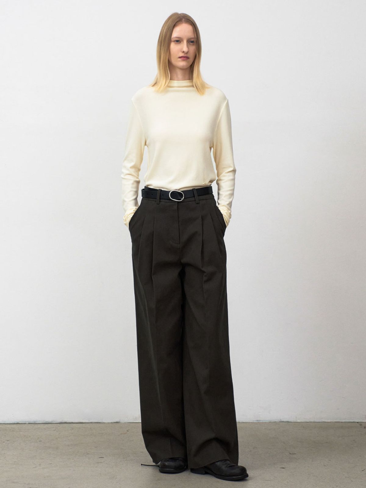 아틀리에 나인(ATELIER NAIN) (PT-5721)ESSENTIAL WARM COTTON TUCK CHINO PANTS