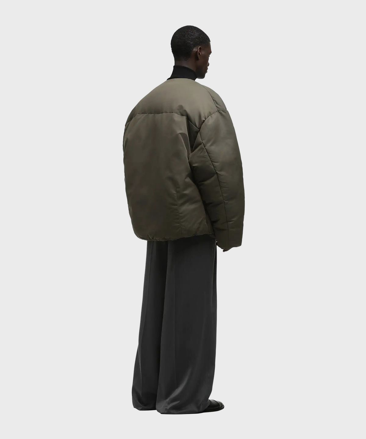 엔타이어 스튜디오(ENTIRE STUDIOS) (U) 팟 푸퍼 올리브 POD PUFFER OLIVE