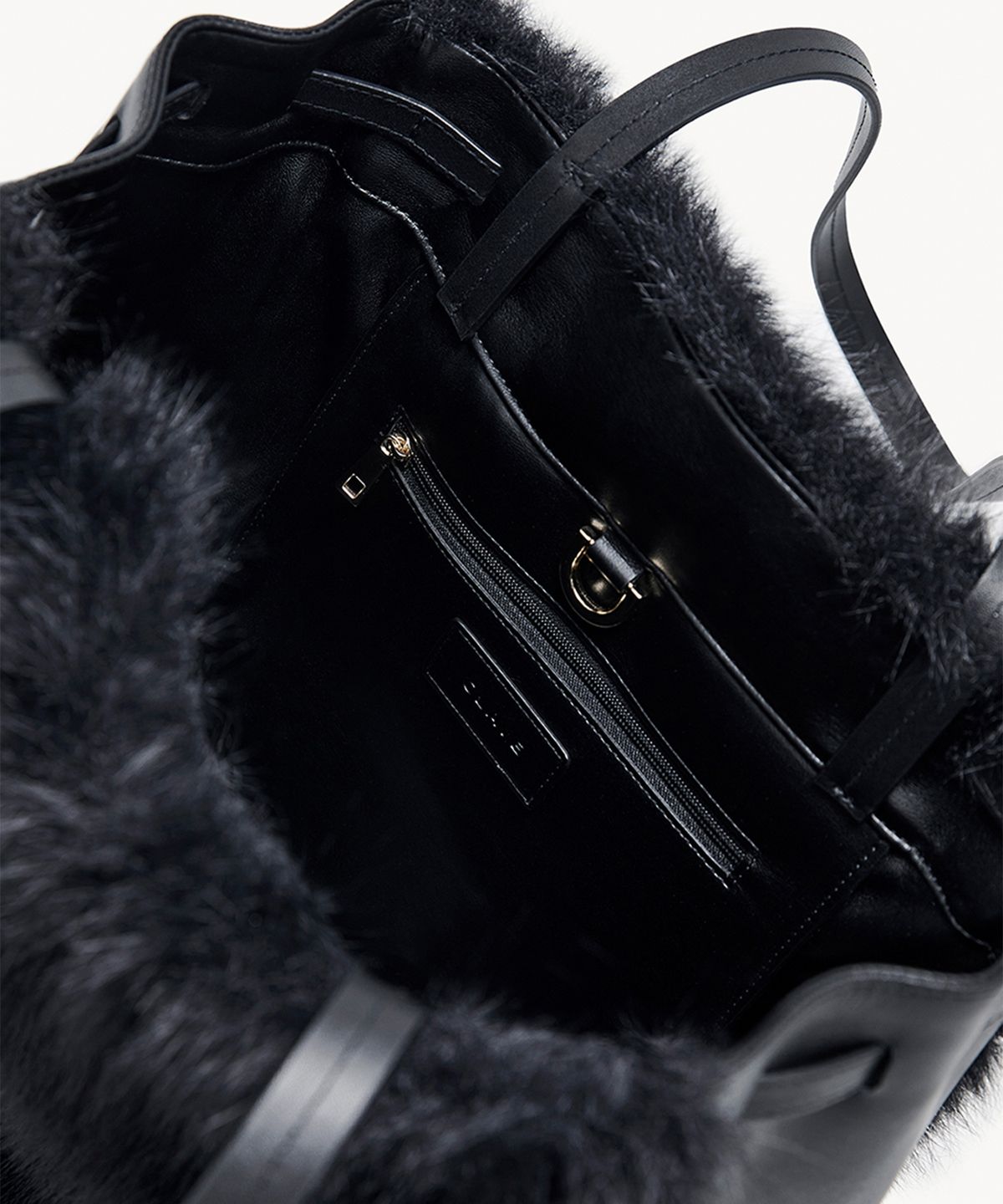 끌라베(CLAVE) 하퍼 블랙 토트백 (HARPER Black Tote Bag)