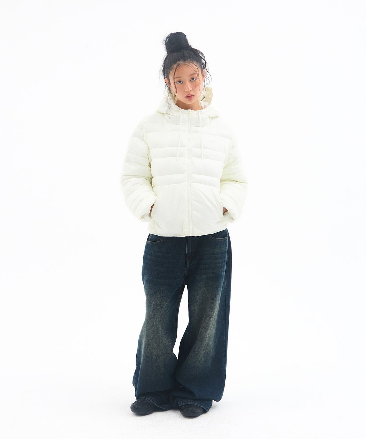 아메스 월드와이드(AMES-WORLDWIDE) LIGHT WEIGHT HOODED PADDING IVORY