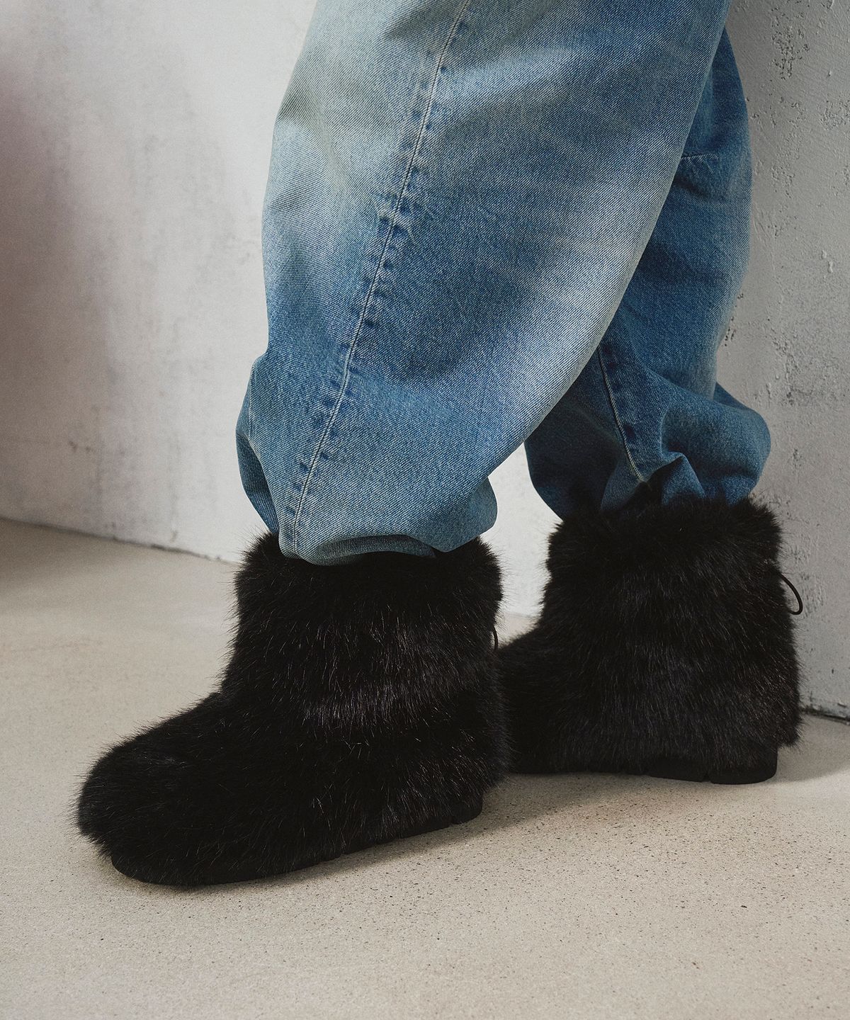 트윗비피(TWVP) Puky Smooth Ankle Boots (2Color) 푸키 스무스 앵클부츠 25SF10S